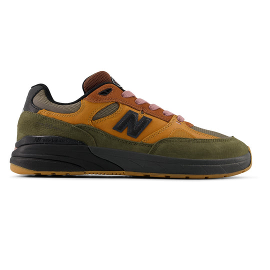 NEW BALANCE NUMERIC x Mike Gigliotti Reynolds 933 Brown/Pink